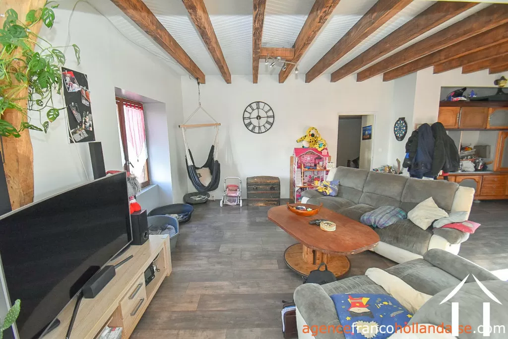 House for sale , Li965 Image - 10