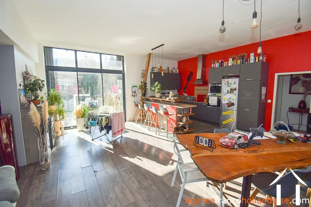 House for sale , Li965 Image - 3