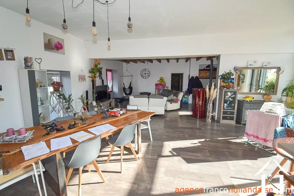 House for sale , Li965 Image - 7