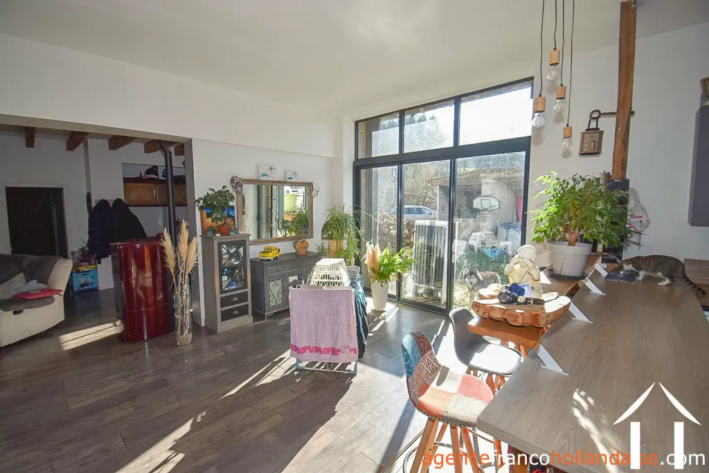 House for sale , Li965 Image - 4