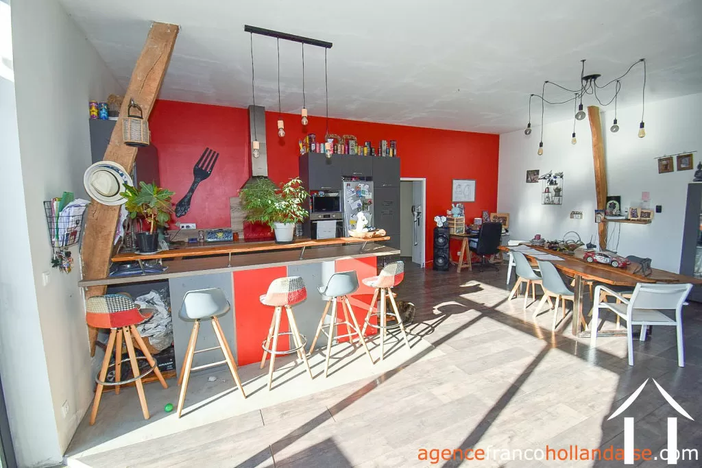 House for sale , Li965 Image - 9