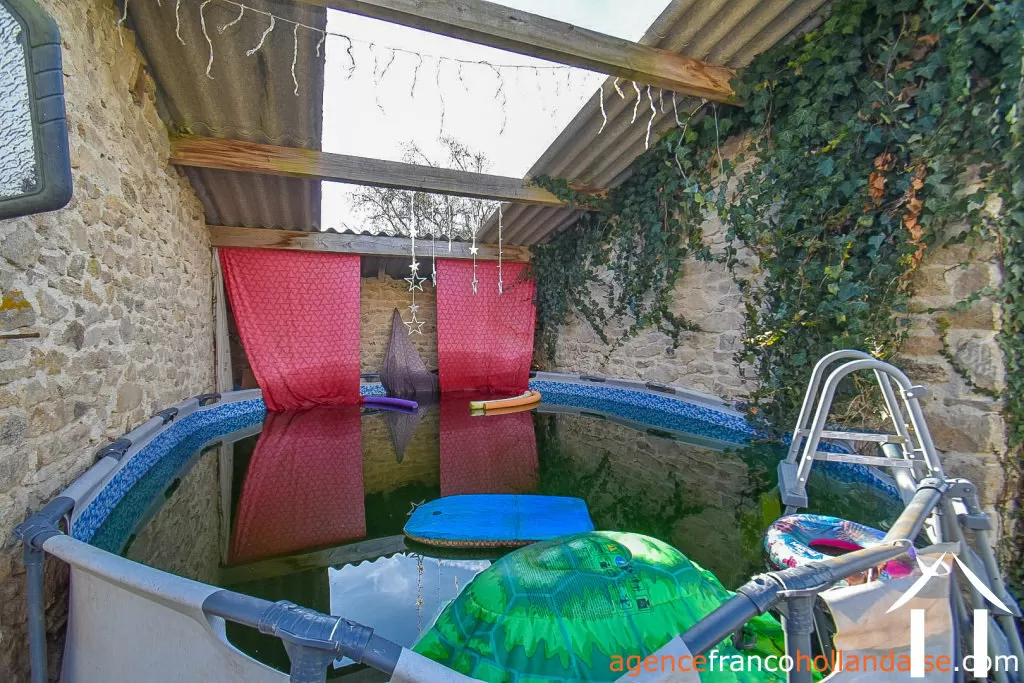 House for sale , Li965 Image - 39