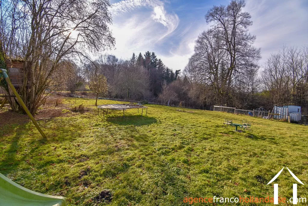 House for sale , Li965 Image - 41