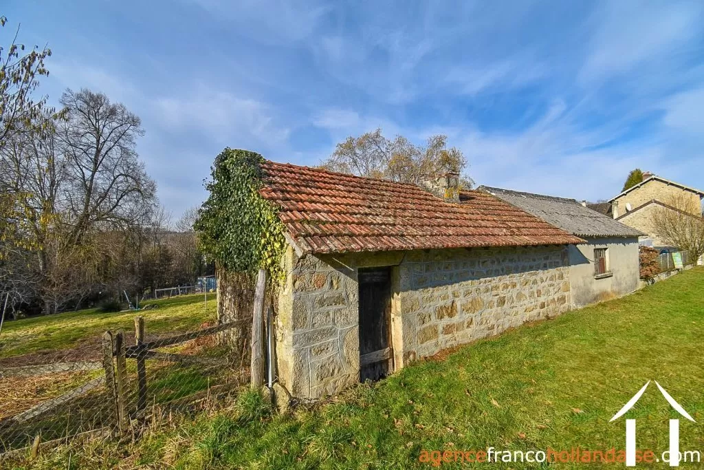 House for sale , Li965 Image - 47