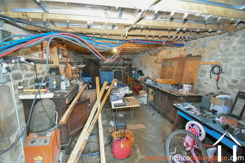 House for sale , Li965 Image - 50