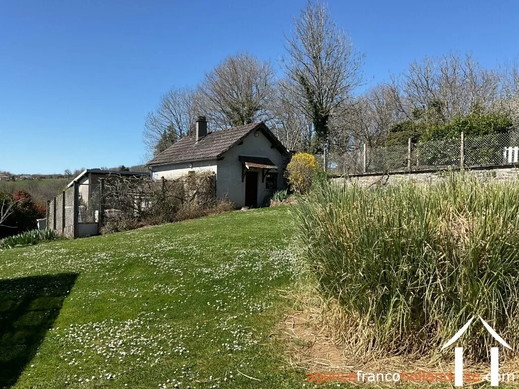 House for sale , Li968 Image - 40