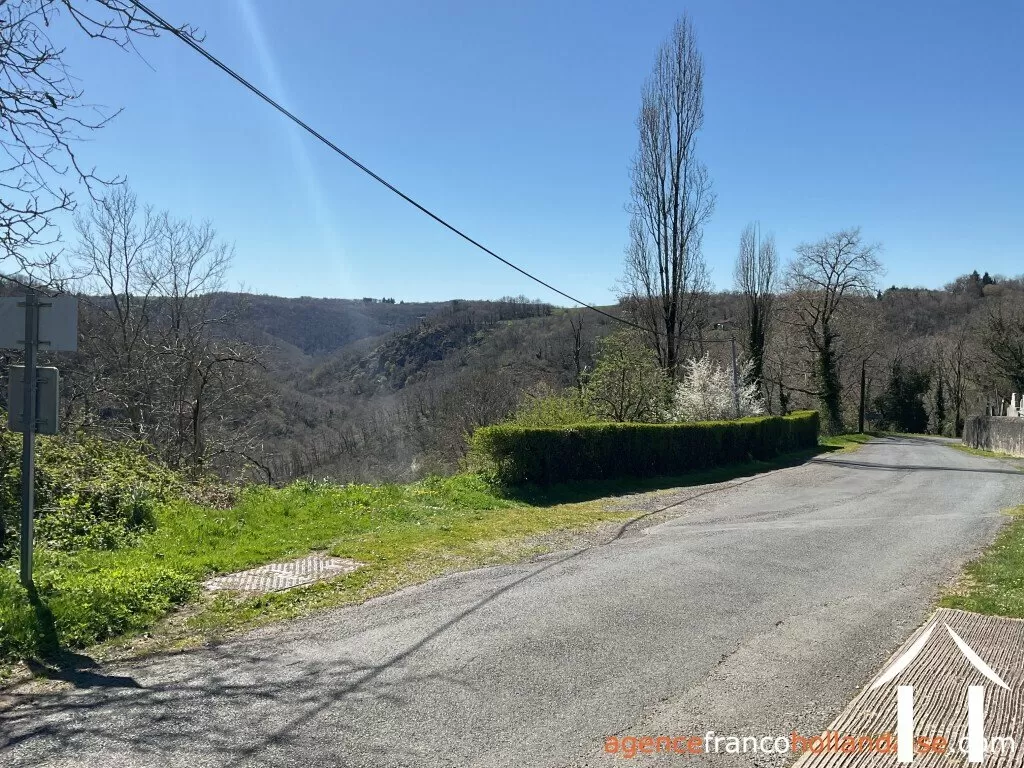 House for sale , Li968 Image - 45