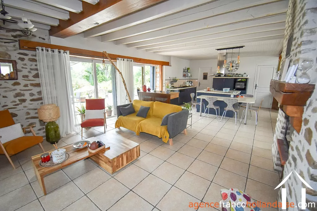 House for sale chateauneuf la foret, limousin, Li990 Image - 12