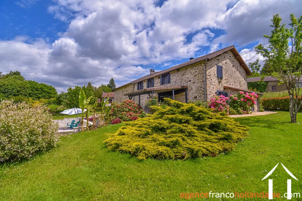 House for sale chateauneuf la foret, limousin, Li990 Image - 3