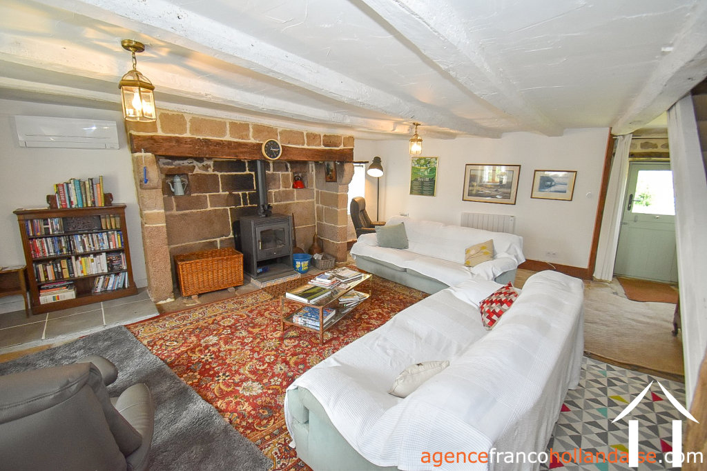 House for sale rempnat, limousin, Li996 Image - 2