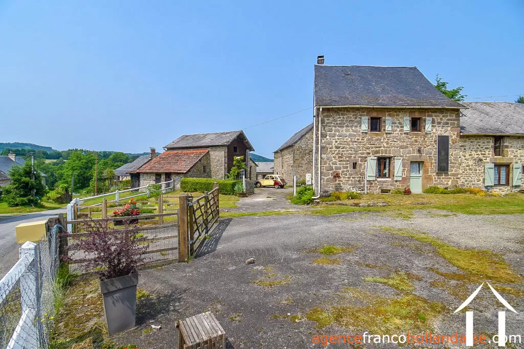 House for sale rempnat, limousin, Li996 Image - 1