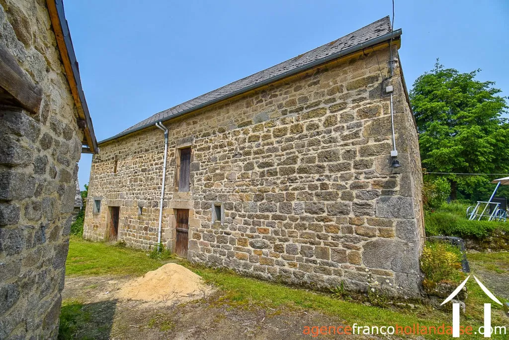 House for sale rempnat, limousin, Li996 Image - 28