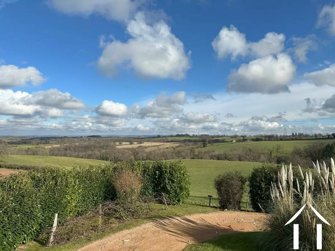 Farmhouse for sale st etienne de vicq, auvergne, AP030071061 Image - 10