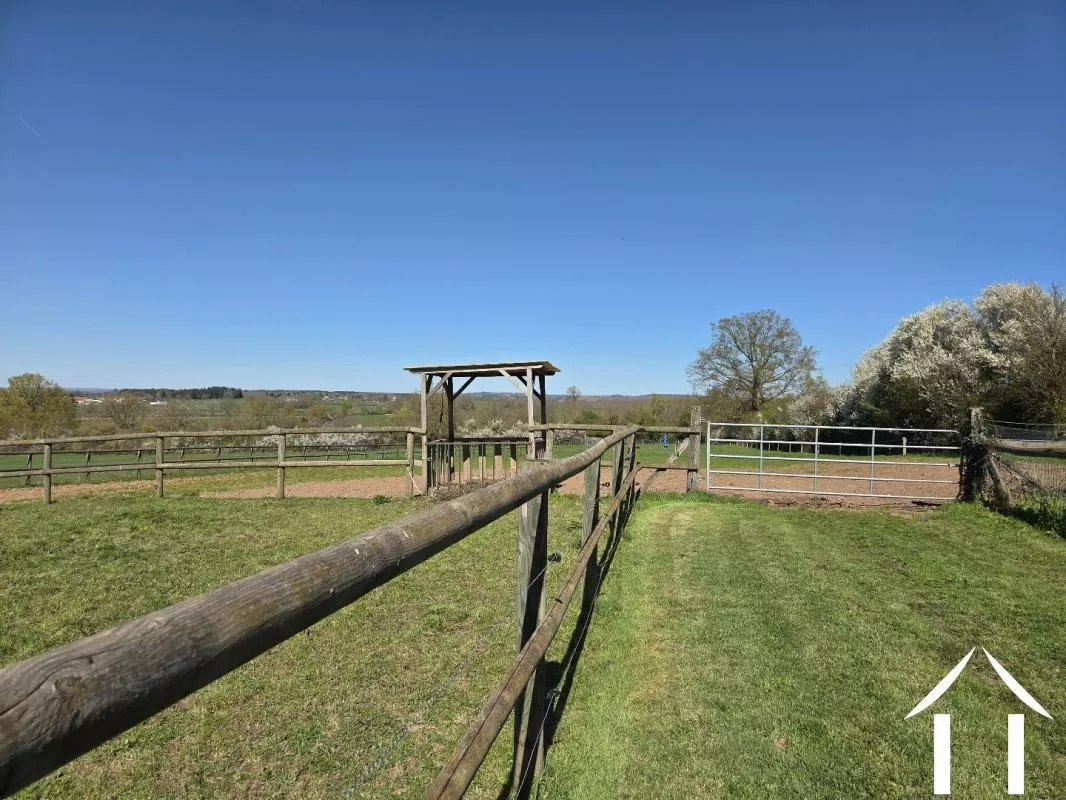 Equestrian farm for sale maillet, auvergne, AP030071080 Image - 9