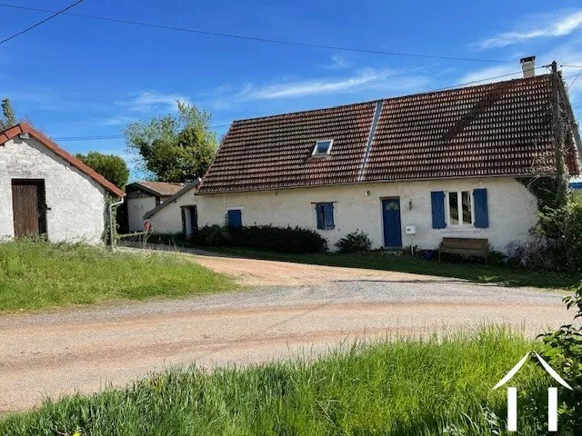 Farmhouse for sale molles, auvergne, AP030071087 Image - 2