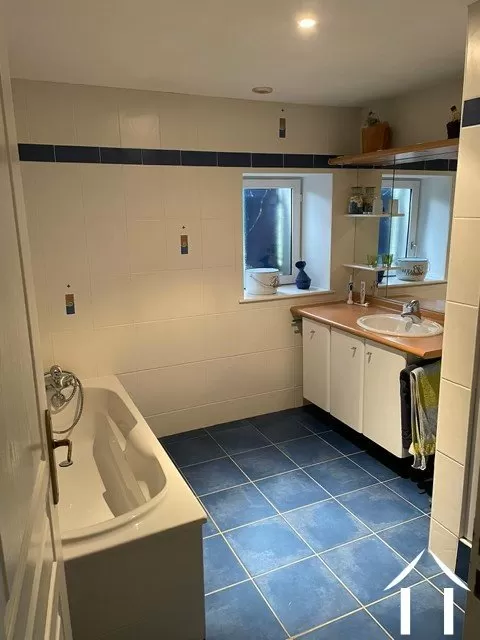 Farmhouse for sale molles, auvergne, AP030071087 Image - 8