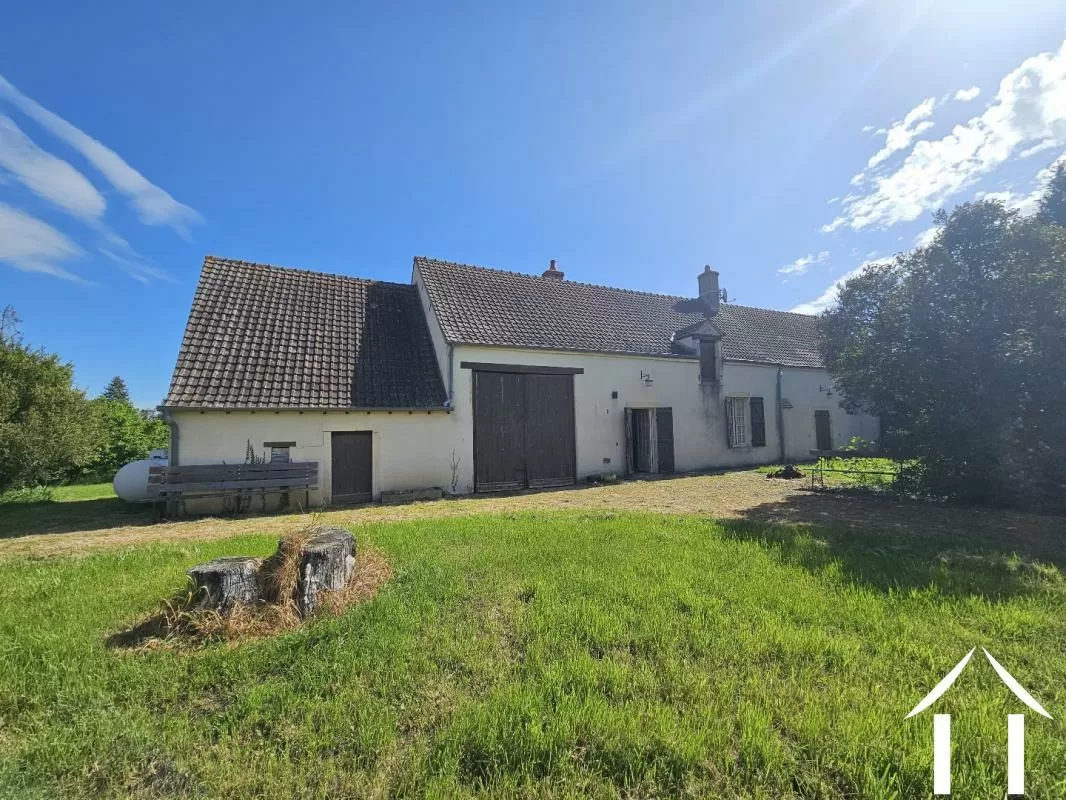 House for sale bussy, centre, AP030071101 Image - 1