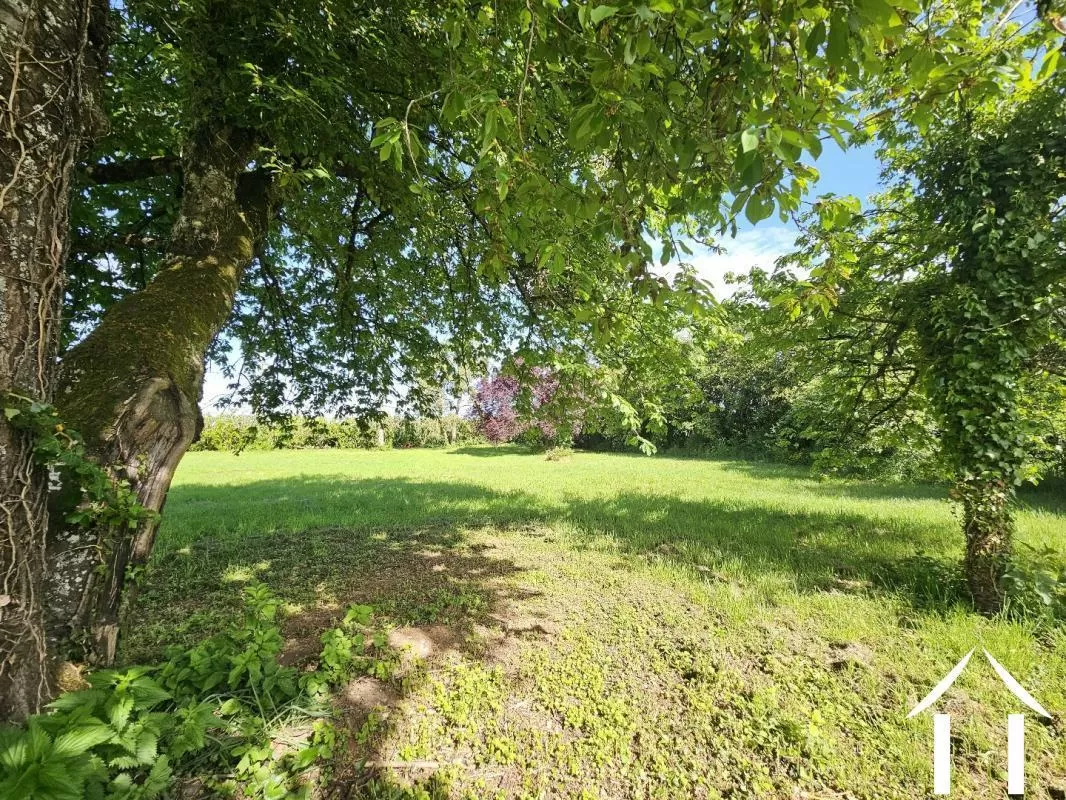 House for sale bussy, centre, AP030071101 Image - 9