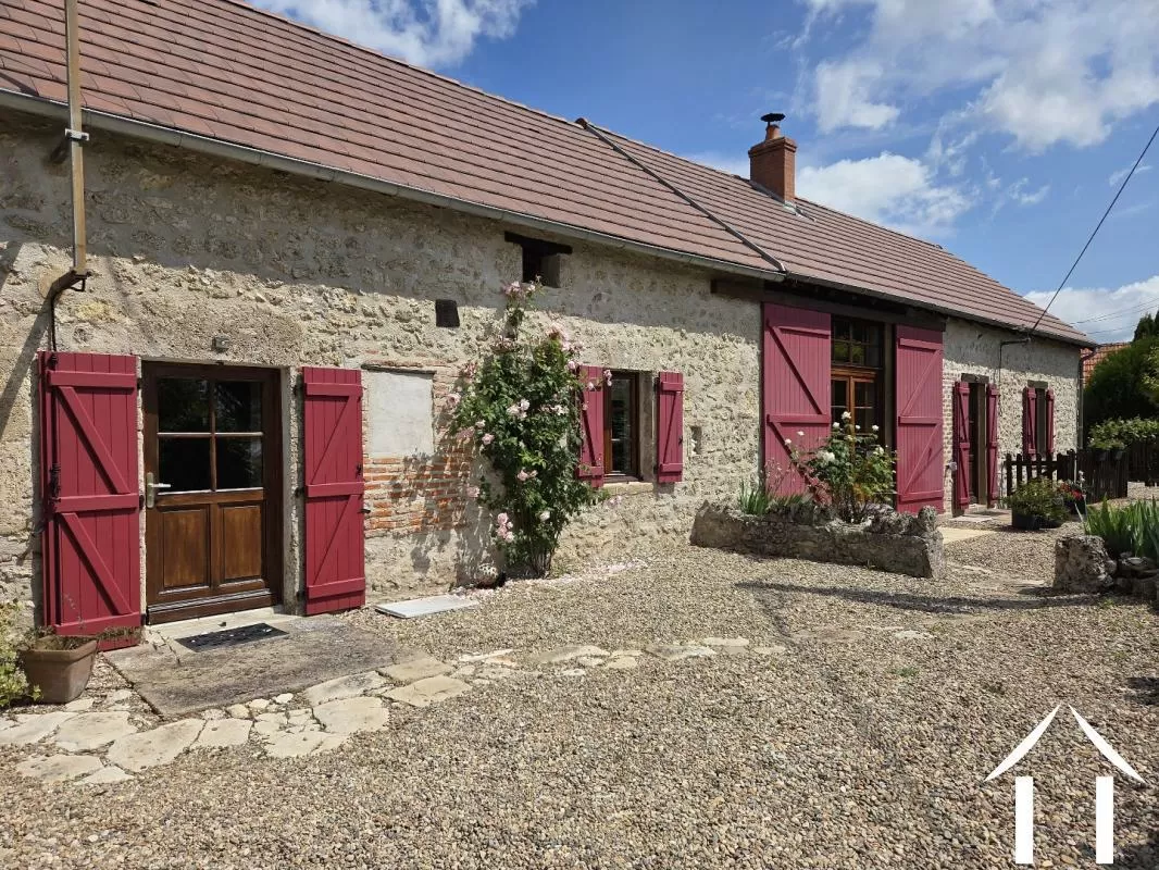 Farmhouse for sale cindre, auvergne, AP030071115 Image - 7