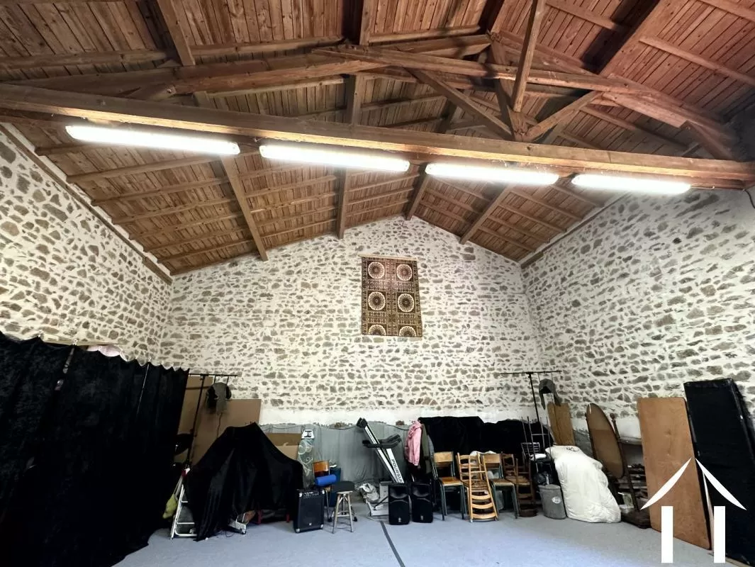 Farmhouse for sale laprugne, auvergne, AP030071117 Image - 10