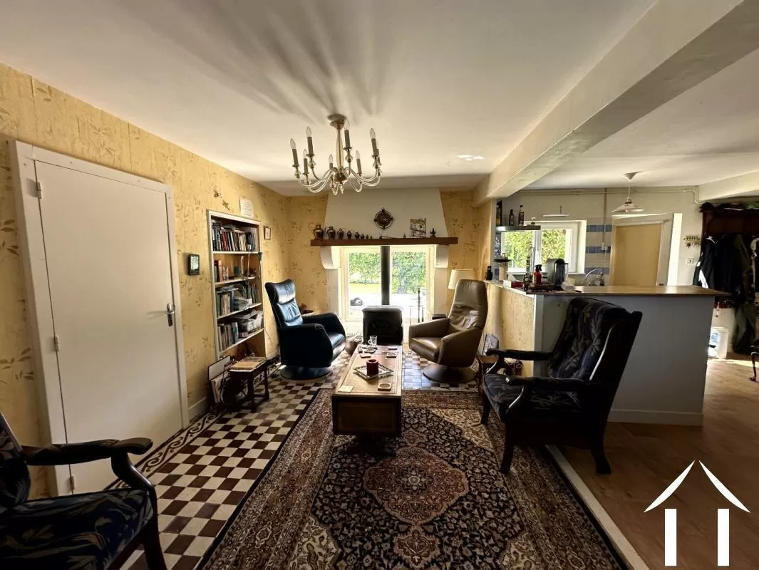 Farmhouse for sale isserpent, auvergne, AP030071134 Image - 3