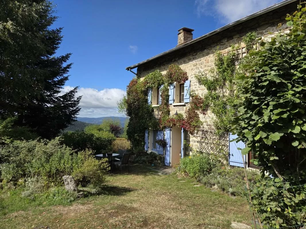 Character house for sale valcivieres, auvergne, AP030071137 Image - 1