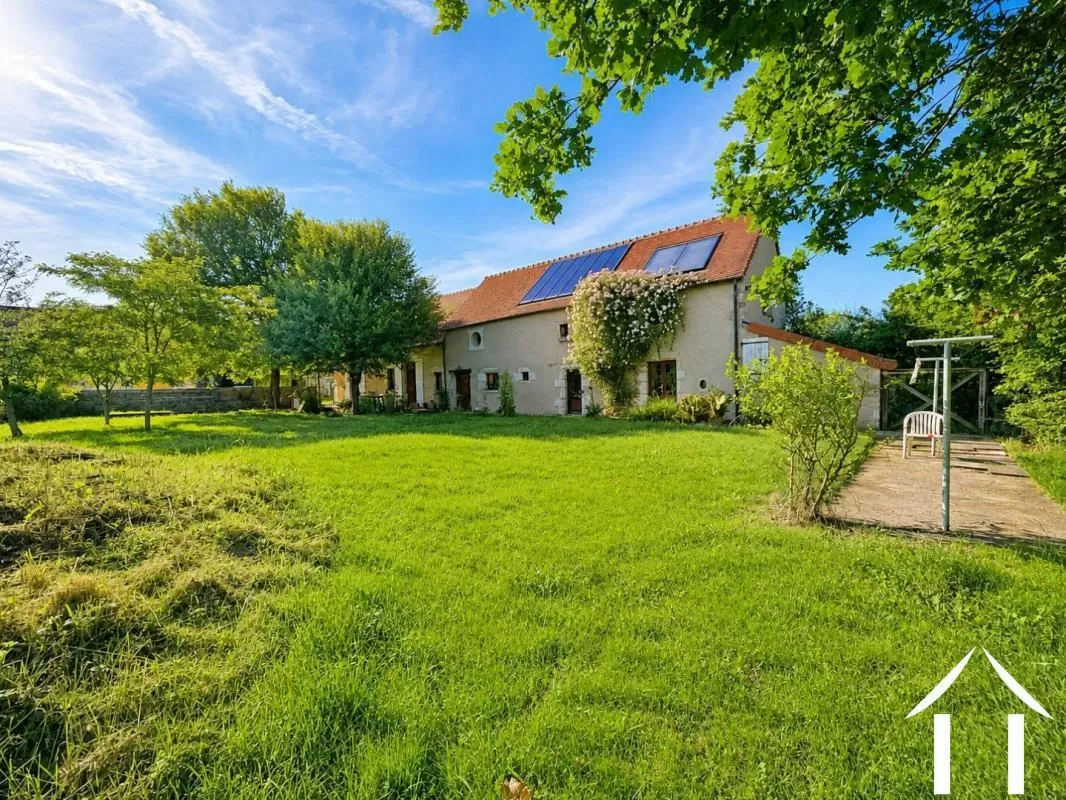 Farmhouse for sale chantelle, auvergne, AP030071179 Image - 9