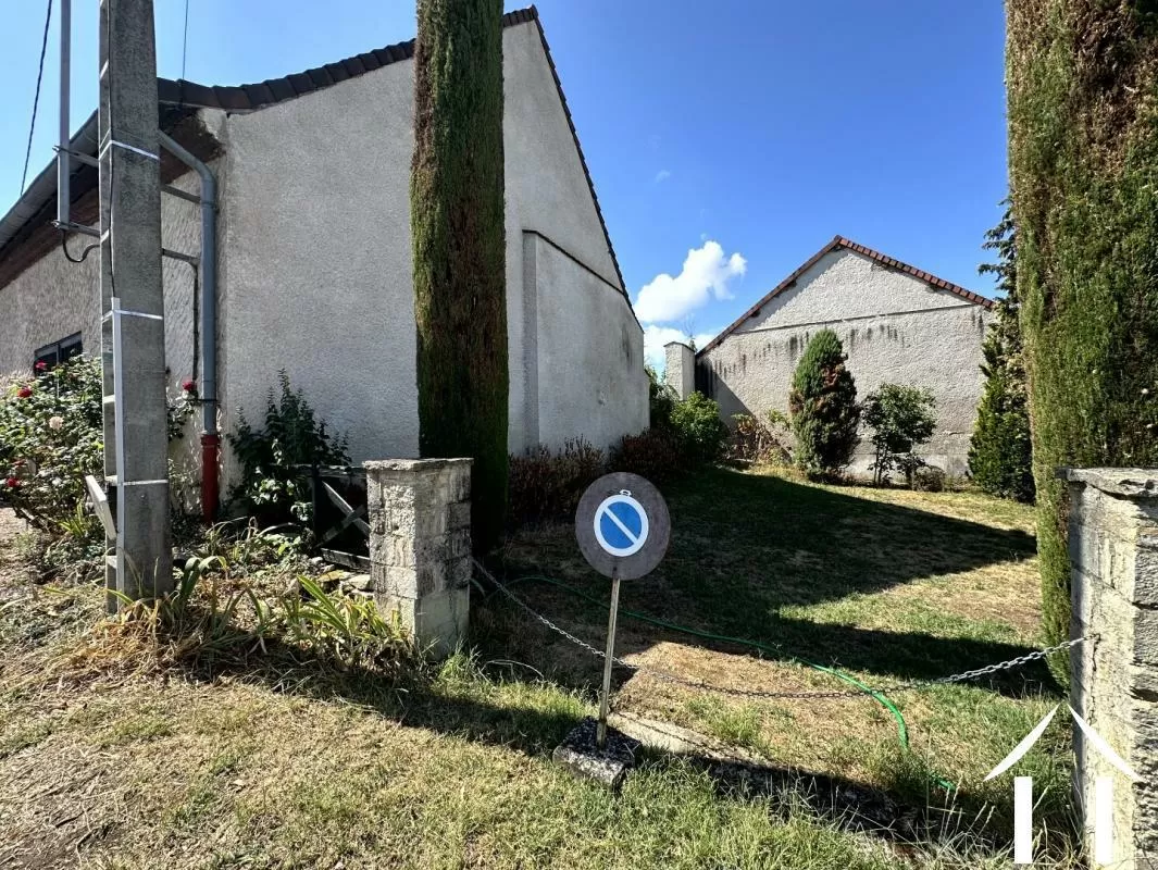 House for sale cusset, auvergne, AP030071188 Image - 11