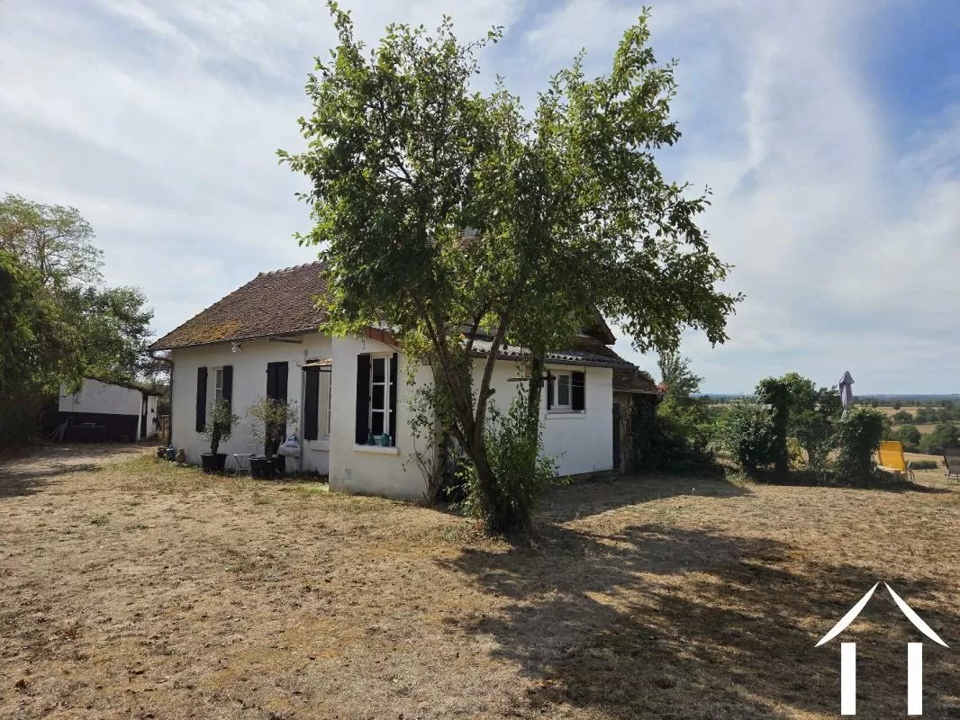 Farmhouse for sale tortezais, auvergne, AP030071198 Image - 12