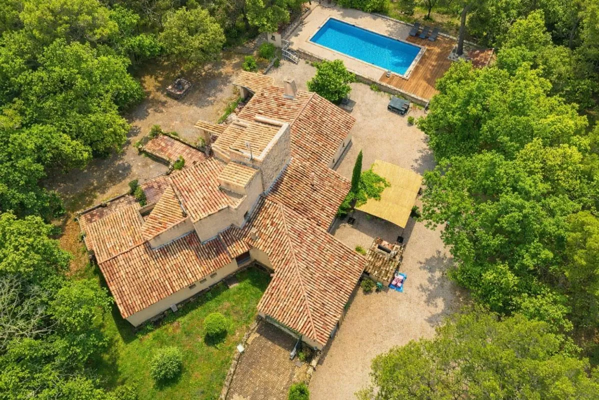 Property 1 hectare ++ for sale uchaux, provence-cote-d'azur, EG11-2548 Image - 7