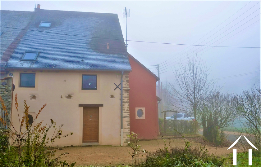 Character house for sale couches, burgundy, PM5082D Image - 9