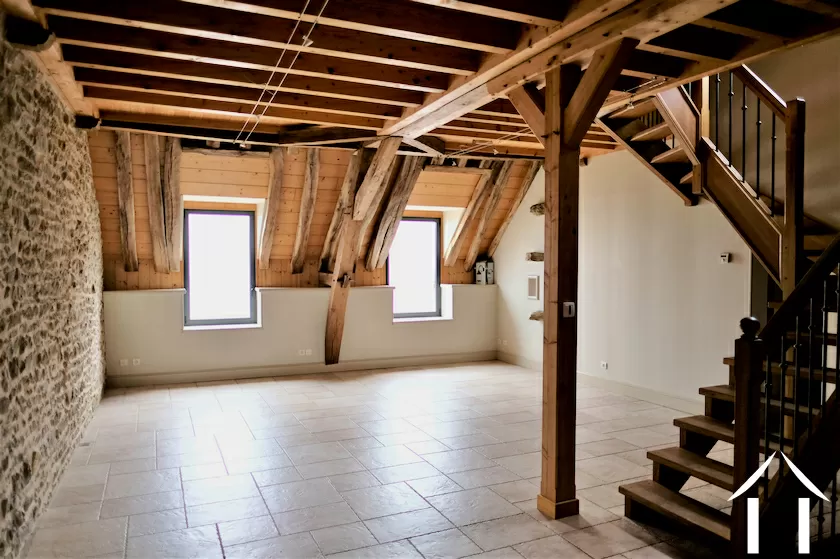 Character house for sale couches, burgundy, PM5082D Image - 16