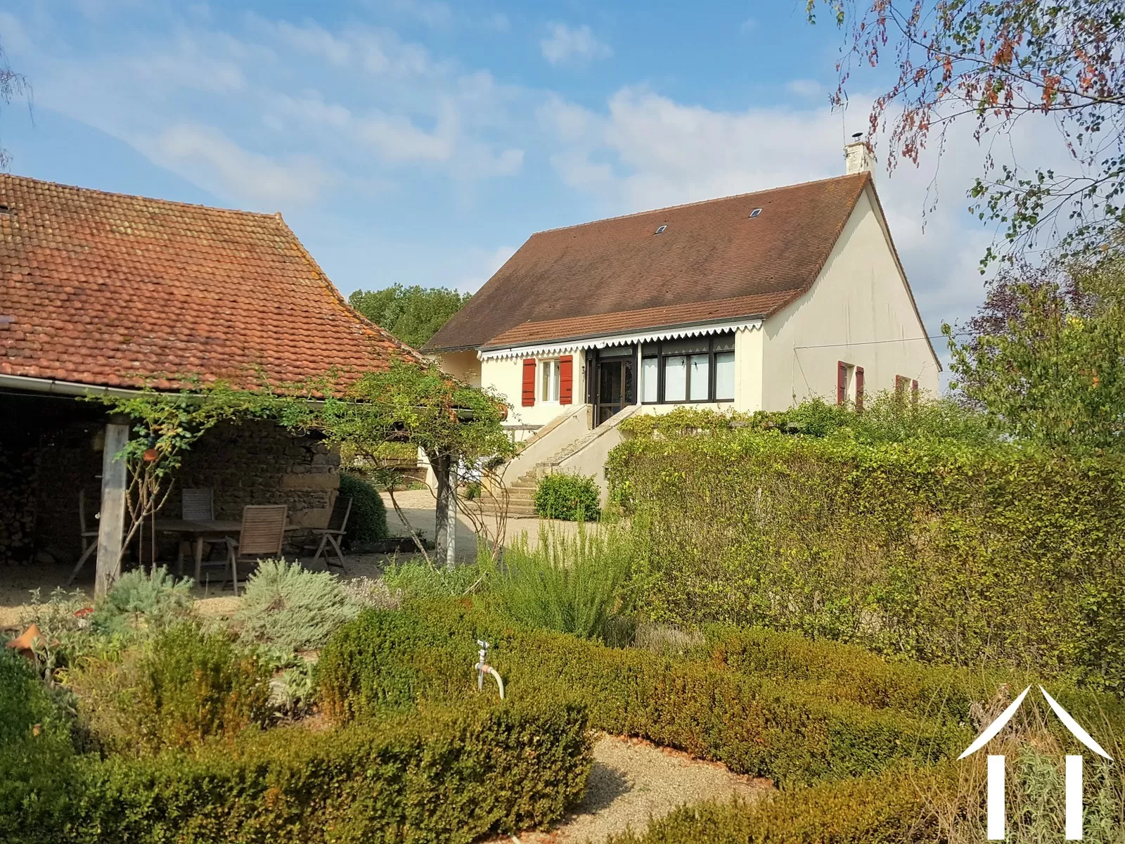 House for sale joncy, burgundy, JP5178S Image - 1