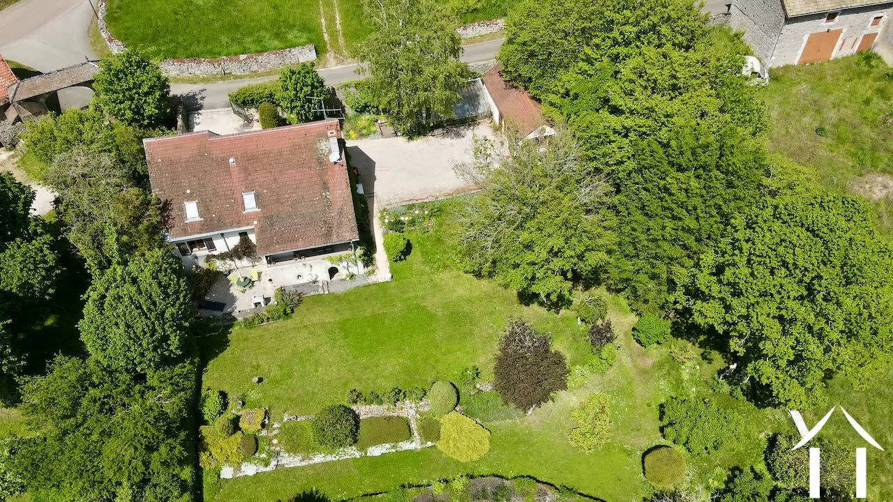 Vue aérienne de la propriété