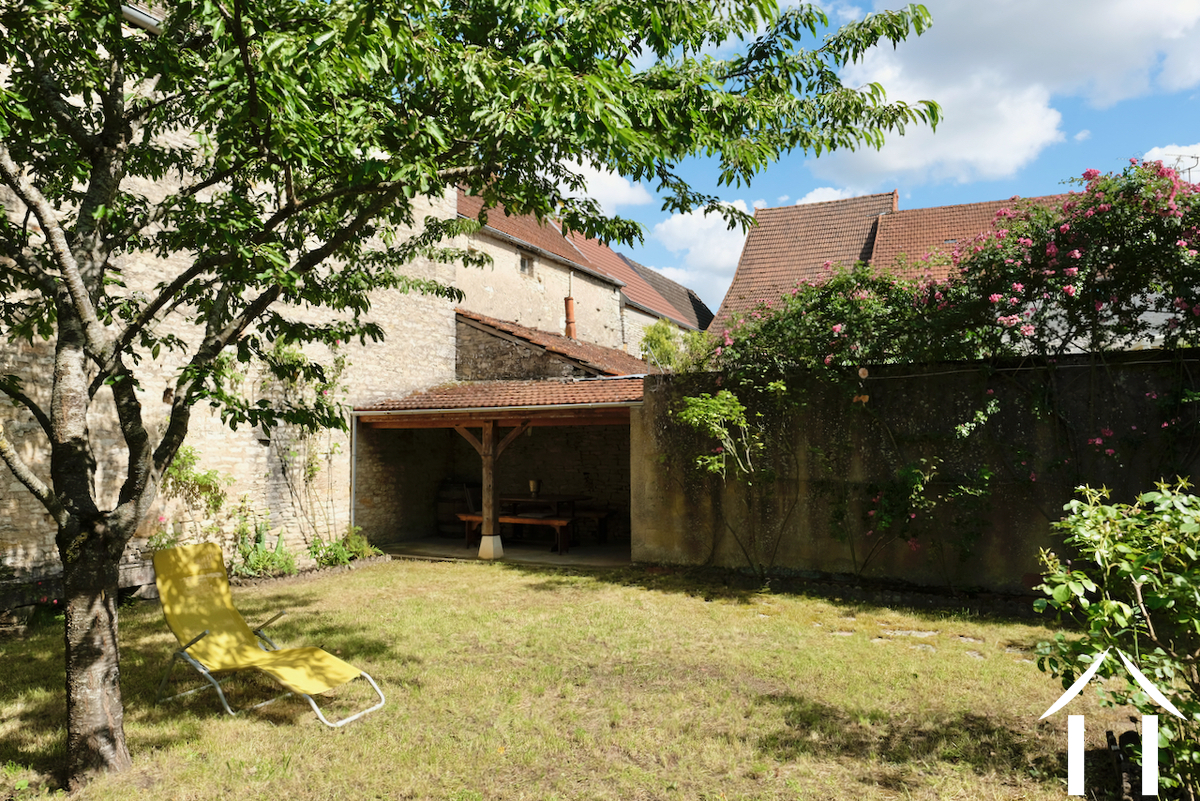 Le jardin et l'auvent