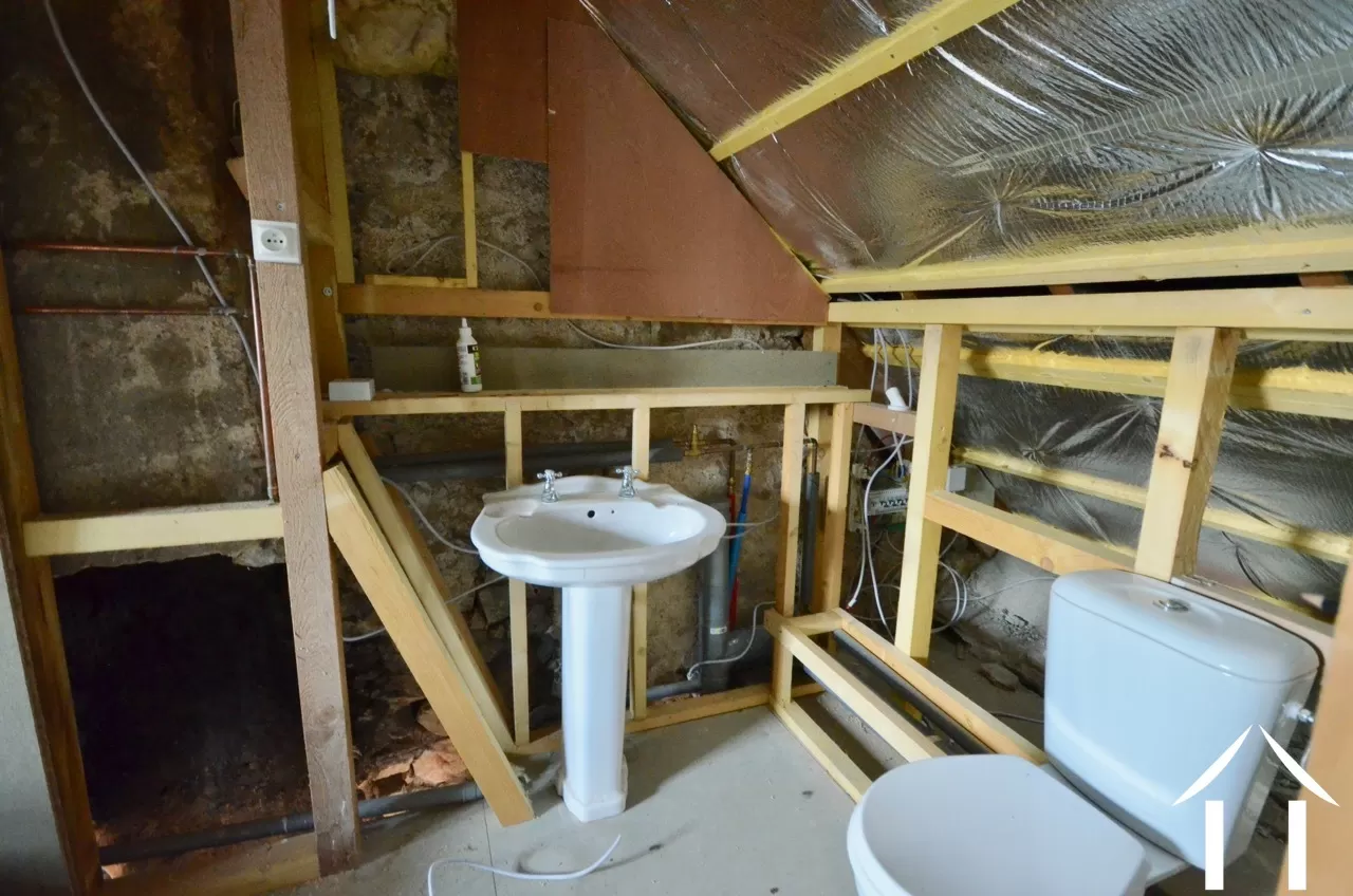 Village house for sale st gilles, burgundy, BH5257V Image - 9