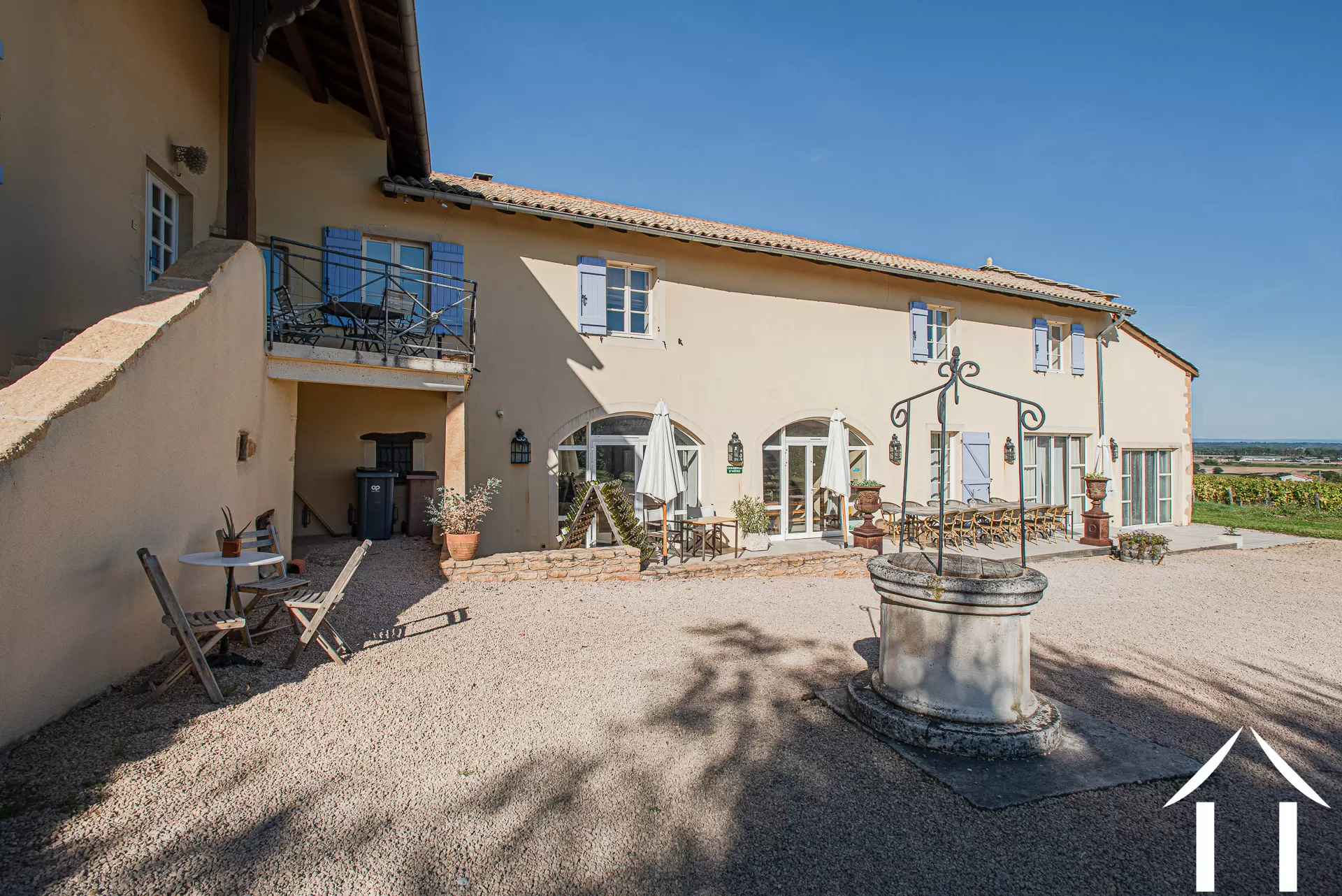 Manor House for sale macon, burgundy, JP5262S Image - 5