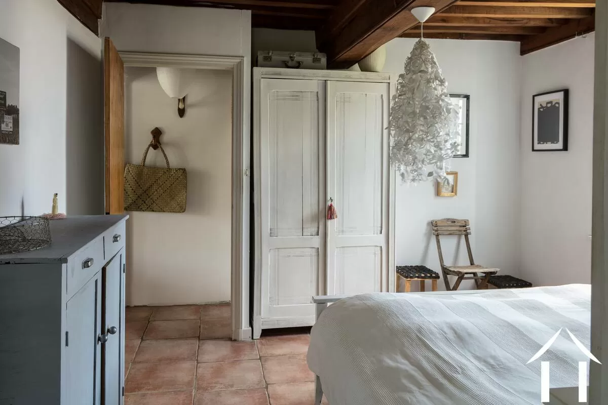 Character house for sale arleuf, burgundy, CvH5323L Image - 13