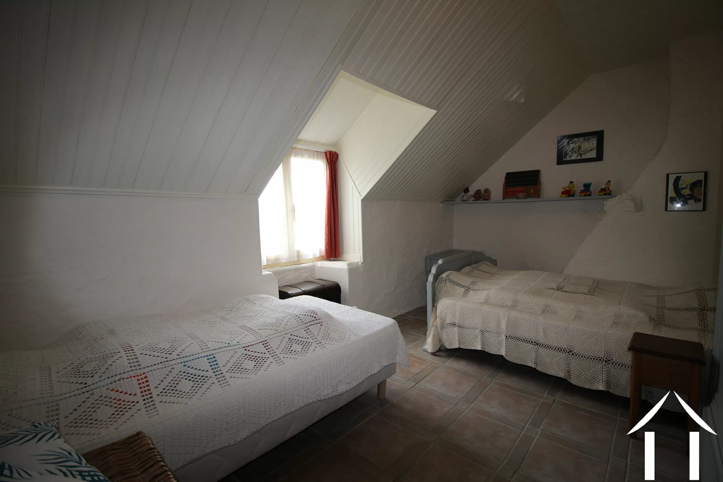 House for sale colmery, burgundy, LB5535N Image - 15