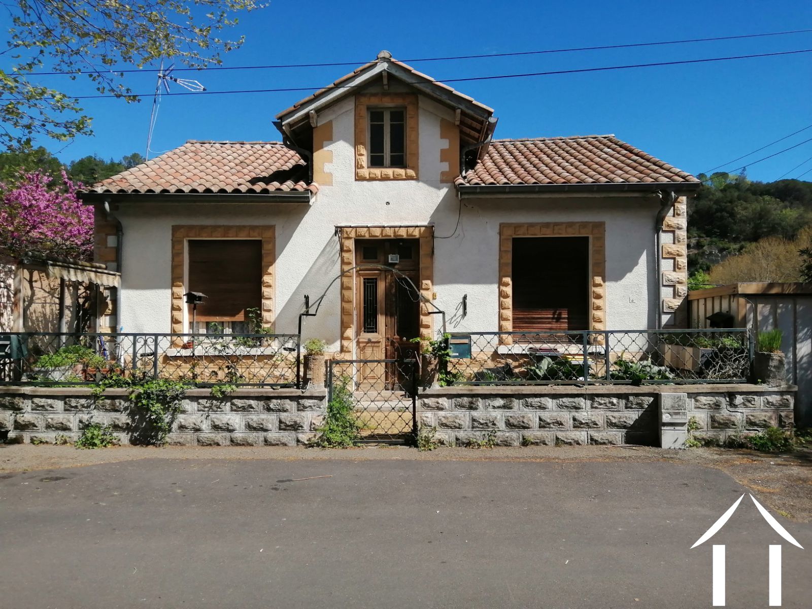 House for sale lamalou les bains, languedoc-roussillon, 11-2500 Image - 1