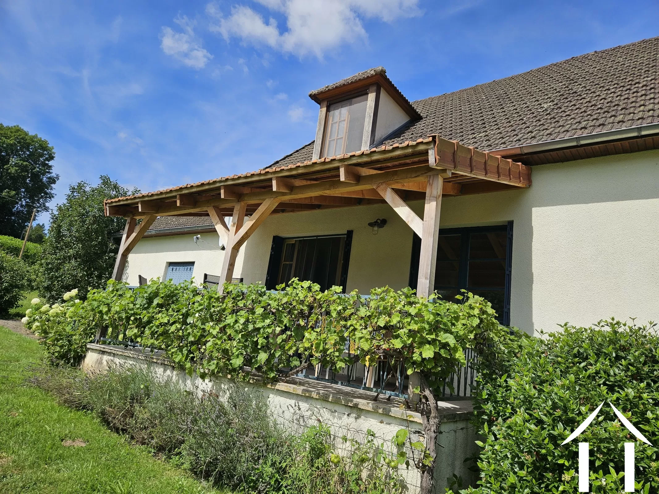 House for sale la motte ternant, burgundy, RT5541P Image - 25