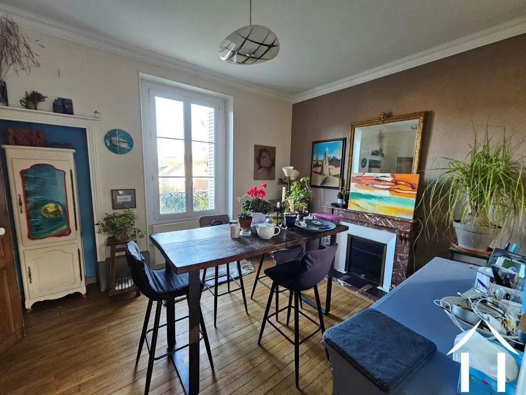 Day room off kitchen
