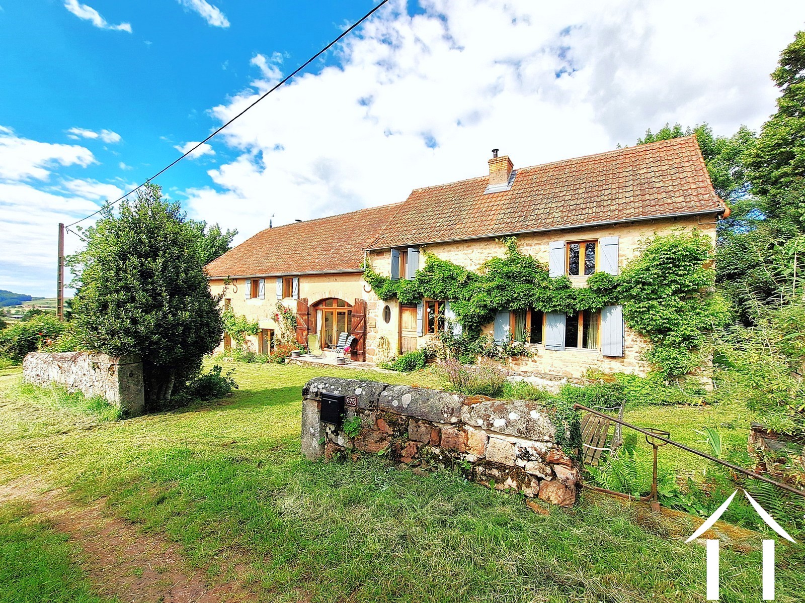 House for sale montmelard, burgundy, JDP5589S Image - 2