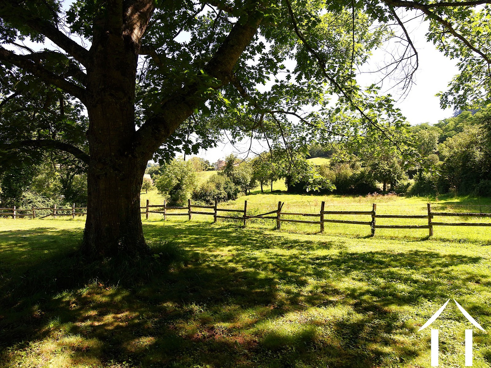 House for sale montmelard, burgundy, JDP5589S Image - 38