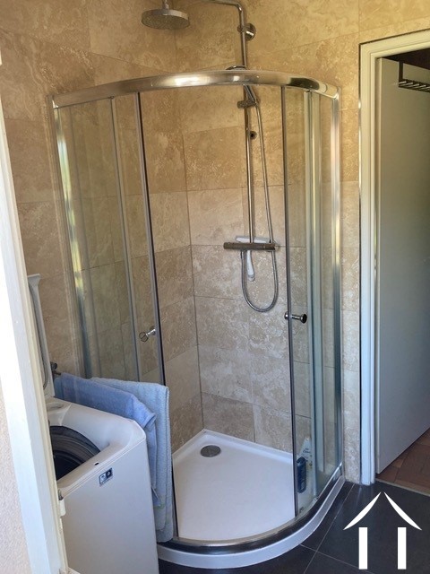 Shower stall