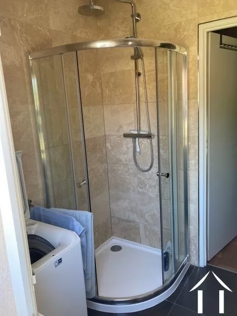 Shower stall