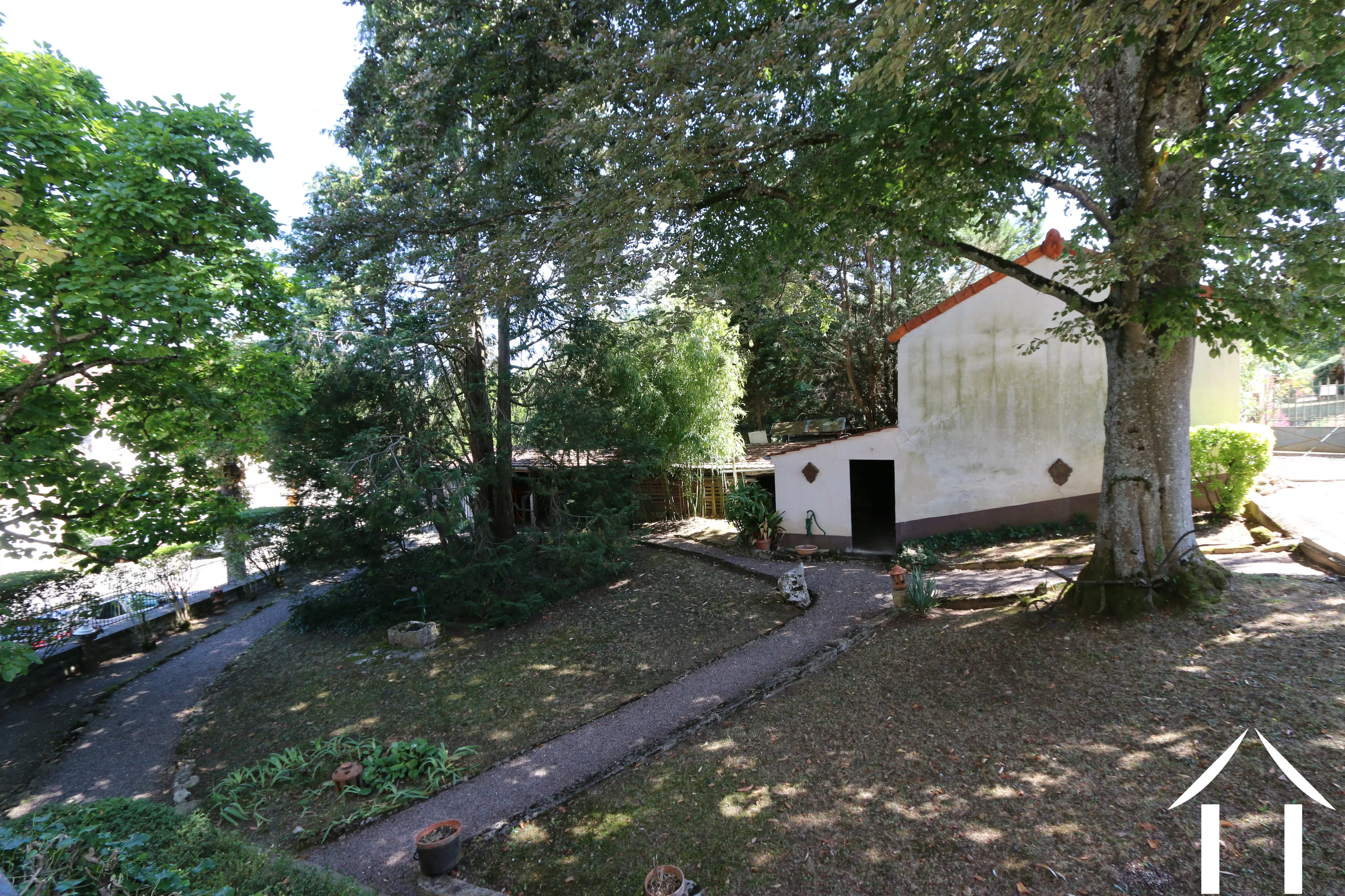 View of the garage and workshop