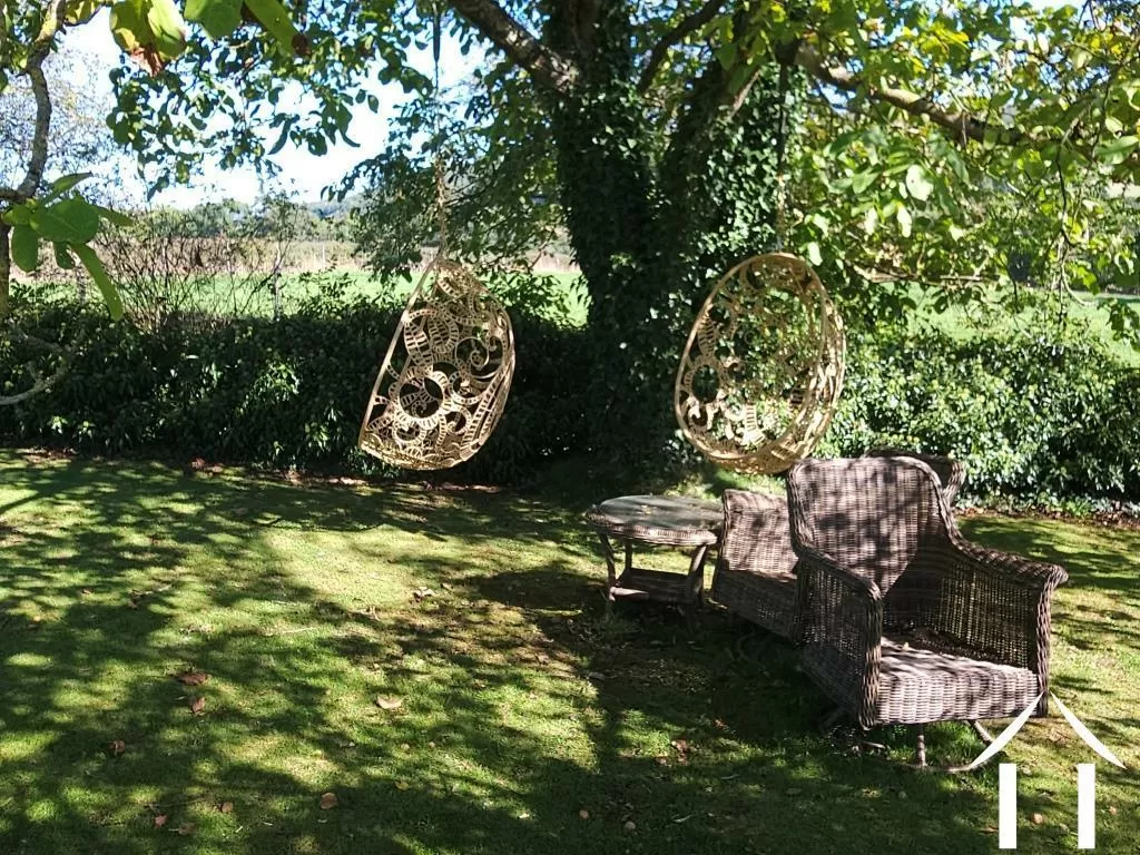 Hanging garden chairs