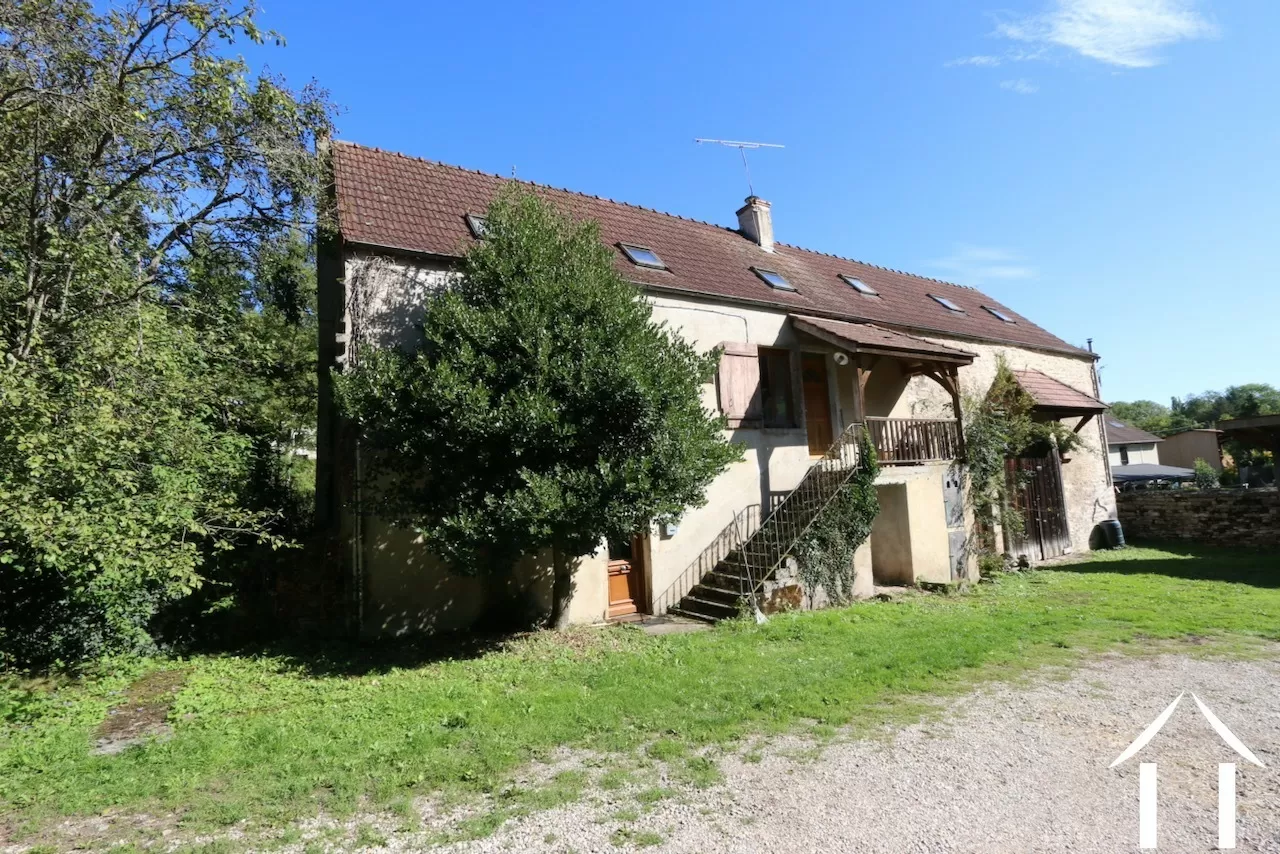 Stone house with expansion possibilities