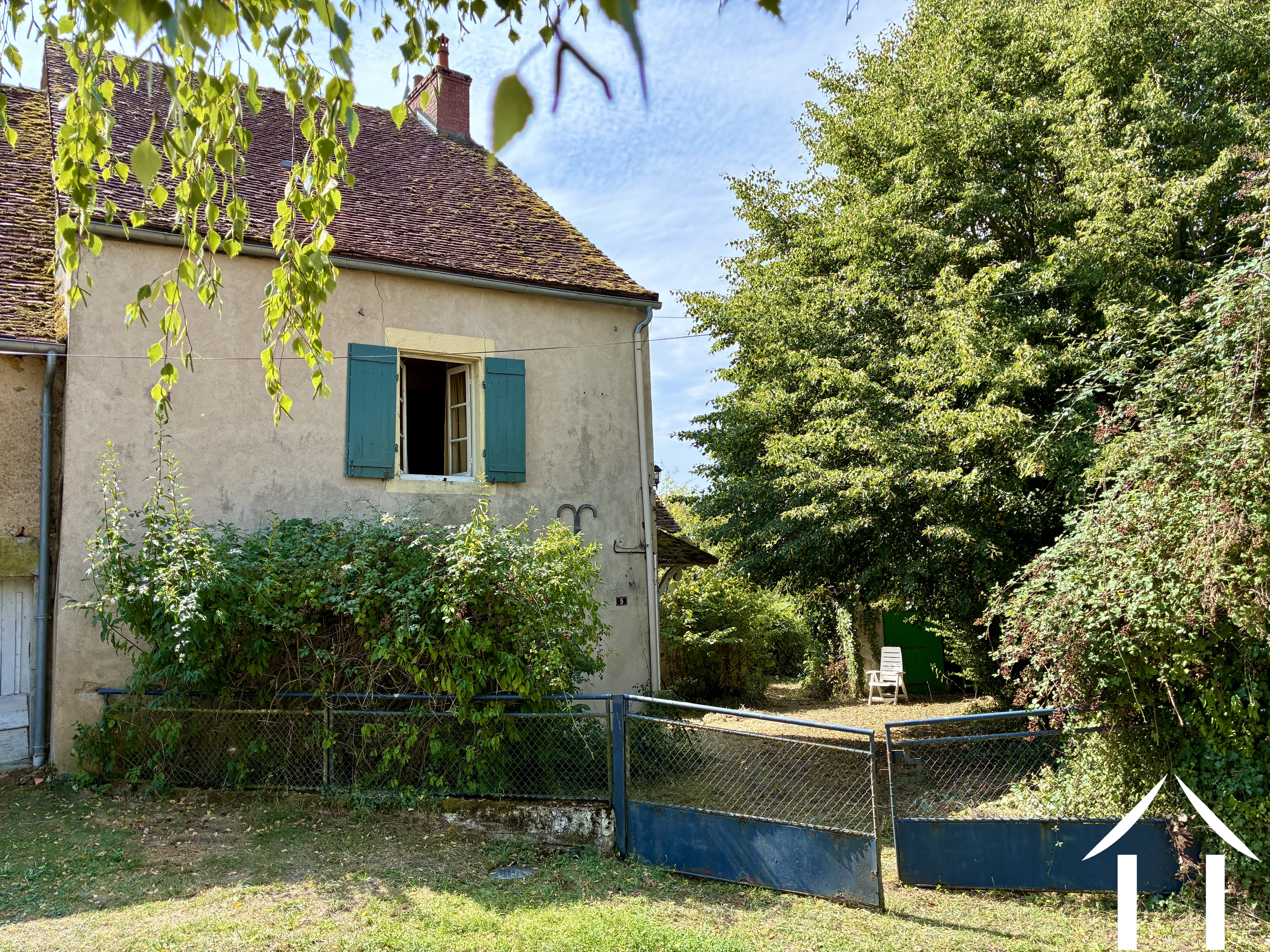 House for sale chougny, burgundy, cvh5620L Image - 7